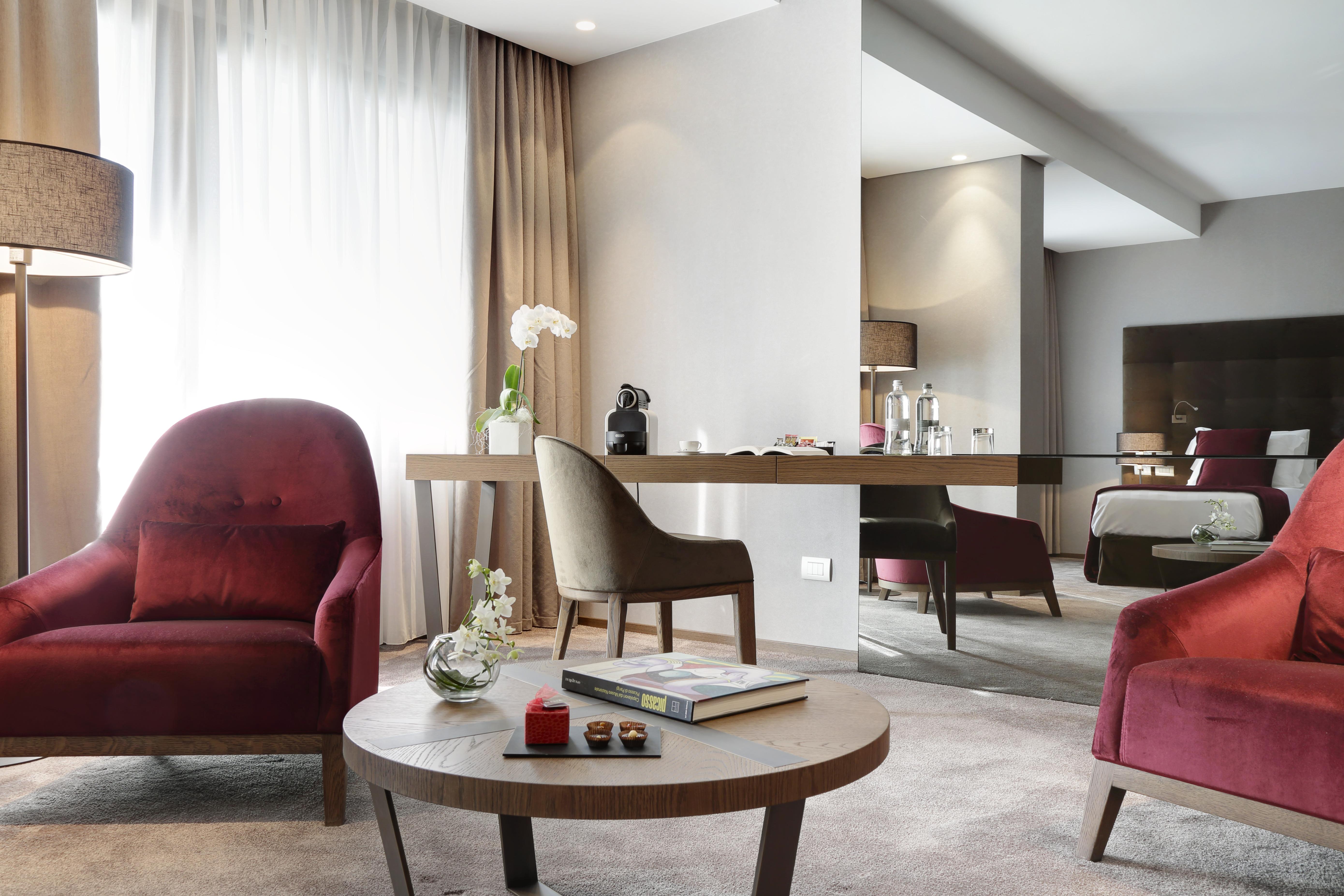 Grand Hotel Campione Campione dʼItalia Exterior foto Suite