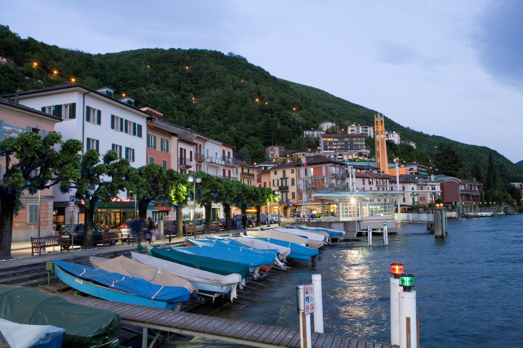 Grand Hotel Campione Campione dʼItalia Exterior foto The port of Vico Morcote