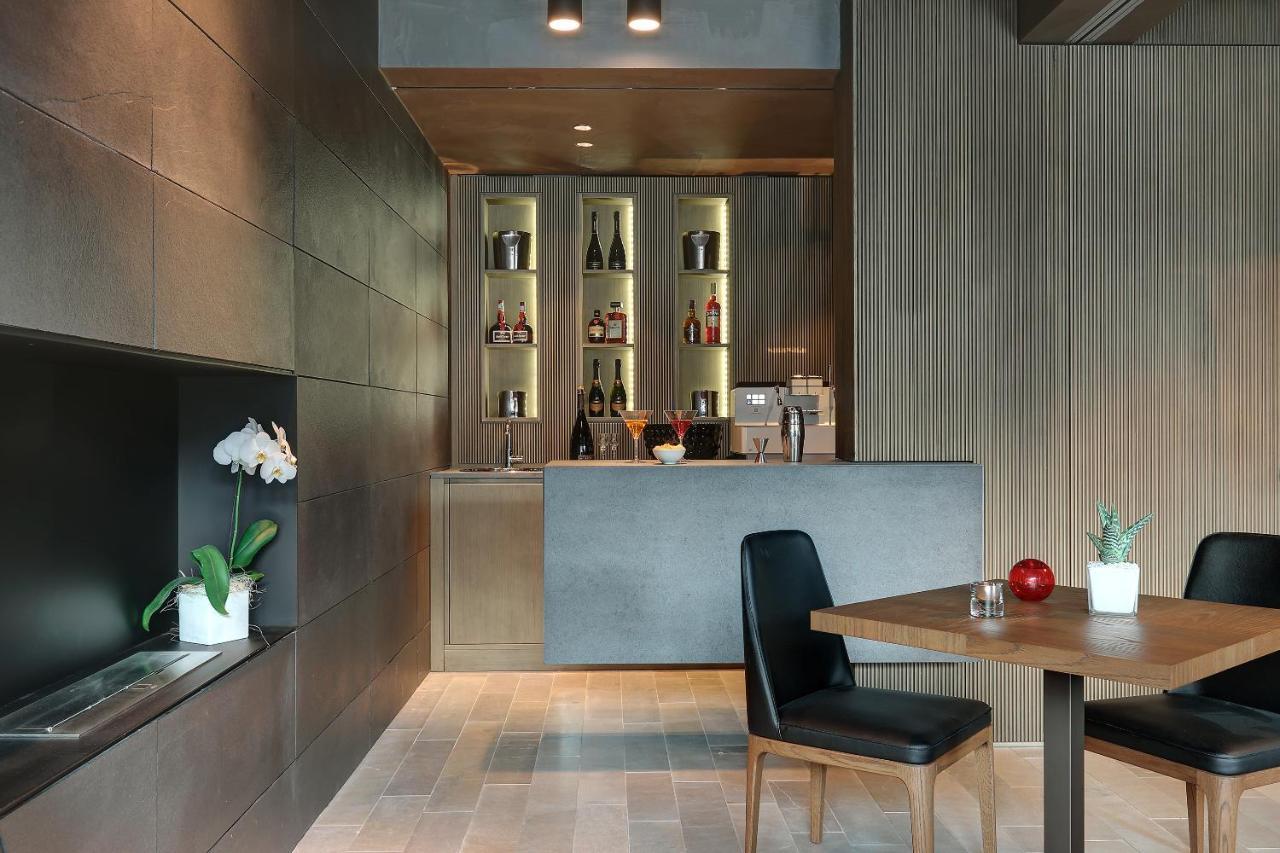 Grand Hotel Campione Campione dʼItalia Exterior foto The bar at the lounge