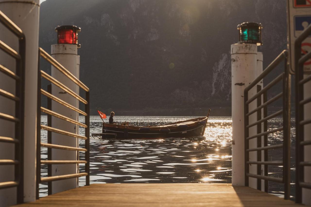 Grand Hotel Campione Campione dʼItalia Exterior foto The port of Saint-Gervais